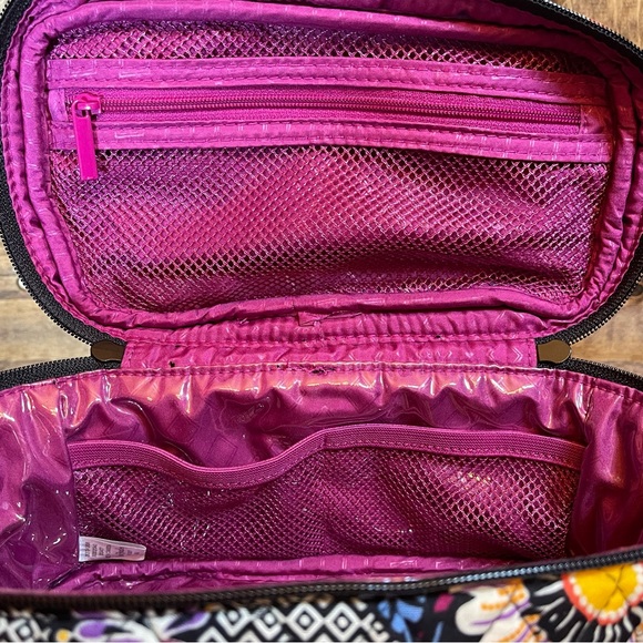Vera Bradley Kauai Floral Train Case Cosmetic Travel Bag NWT New - Picture 10 of 13
